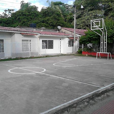 Alquiler Cabana Melgar Esterno foto